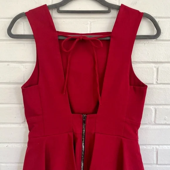 Monaco USA Fitted, Red Peplum Mini Dress w/ Zip-up & Tie Back, SZ L EUC - Picture 4 of 9